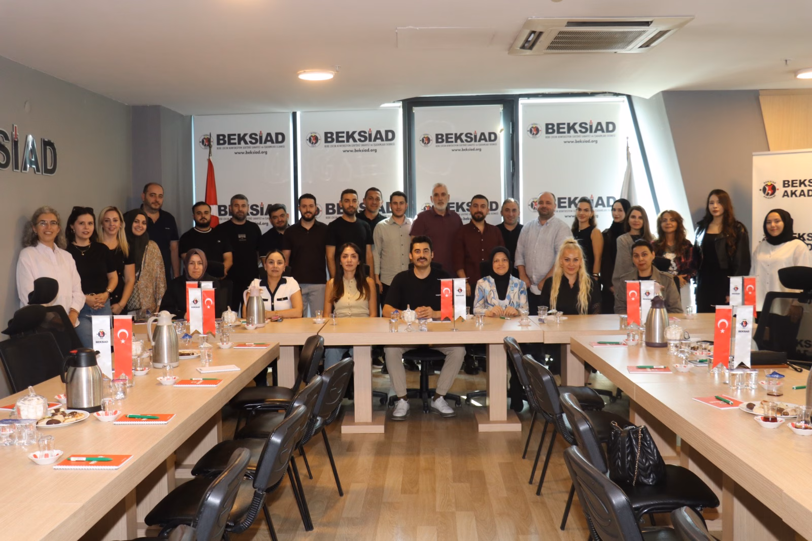 BEKSİAD Akademi kapsamında düzenlenen “Çocuk Giyim Sektöründe Yapay Zeka Kullanımı”