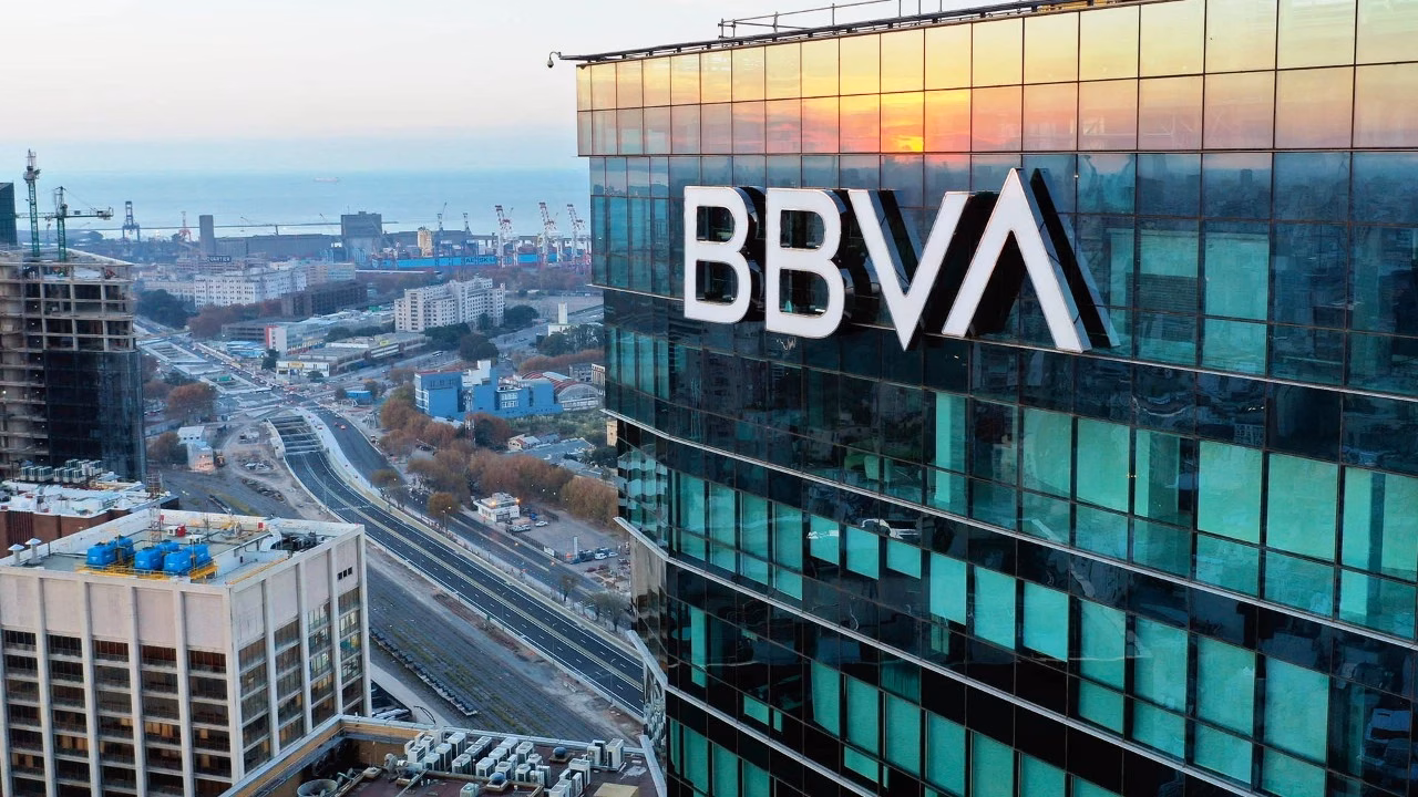 BBVA Research, Türkiye ekonomisine ilişkin eylül ayı raporunda dolar/TL için