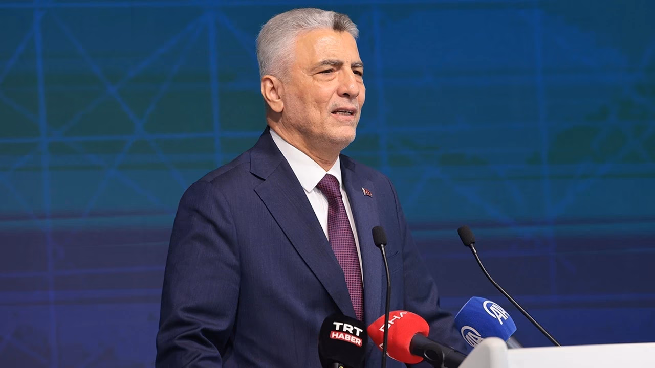 Ticaret Bakanı Ömer Bolat, temmuzda 36 milyon dolar fazla veren
