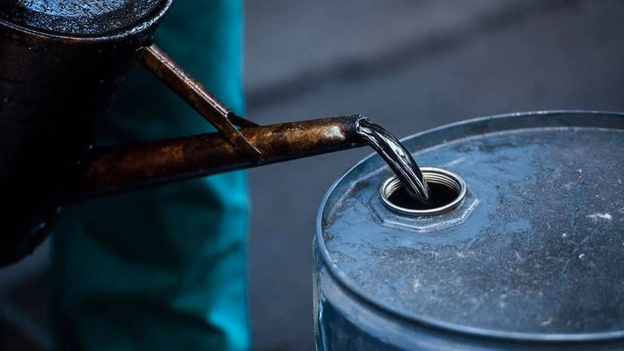Petrol fiyatları, G7 ülkelerinin stratejik rezervlerden 100 milyon varil petrolü