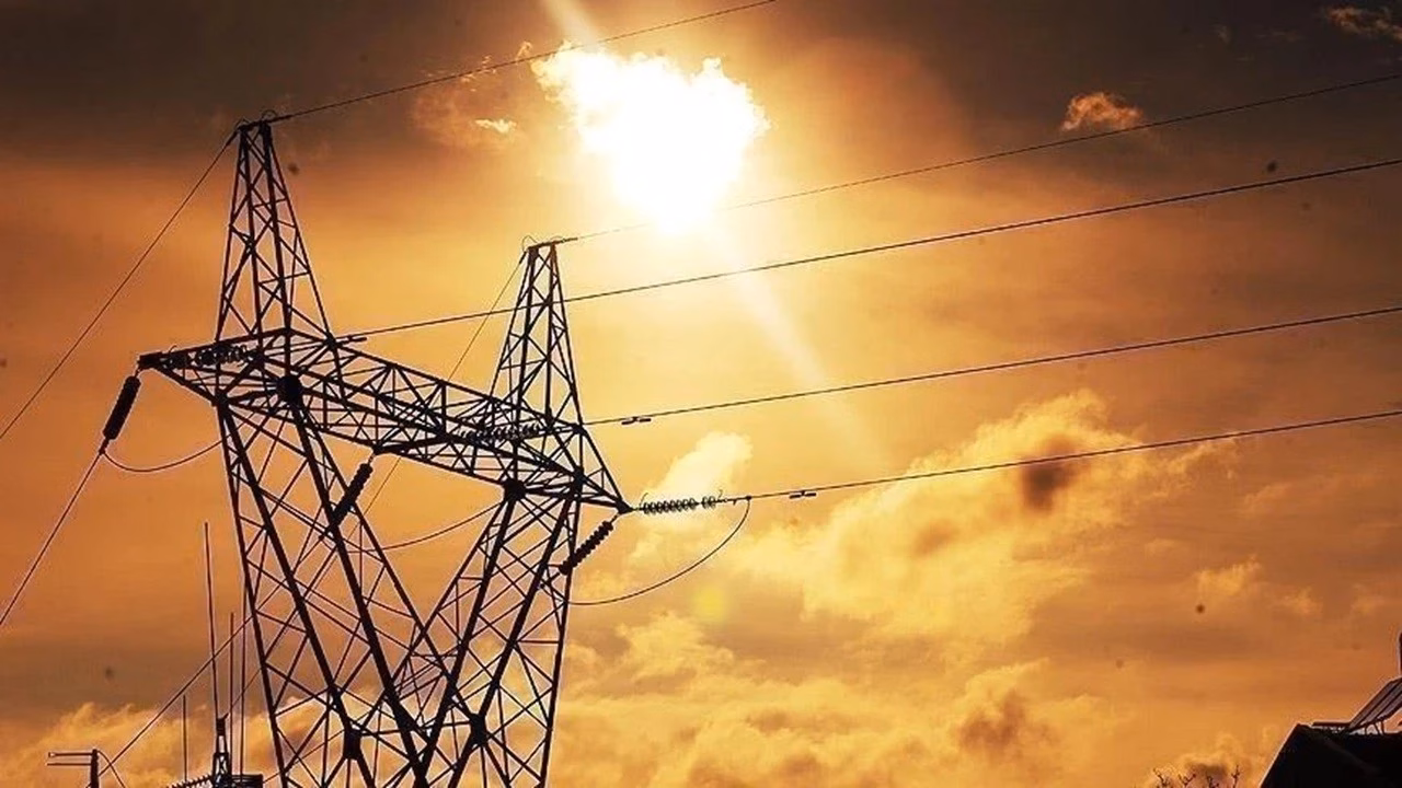 Türkiye’de güneş ve rüzgârdan elektrik üretimi ağustosta 9,9 milyar kilovatsaatle