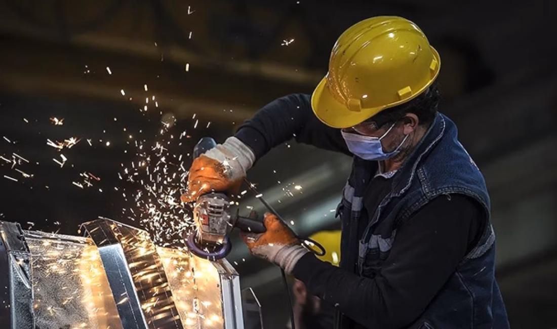TÜİK’in Ağustos 2026 verilerine göre sanayi üretimi yıllık yüzde 1,9,