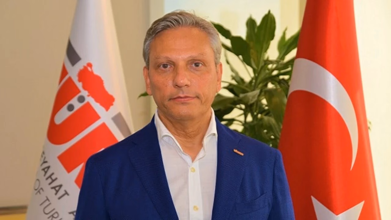 TÜRSAB Başkanı Firuz Bağlıkaya, turizm sektörüne yönelik hazırlanan düzenlemede yabancı